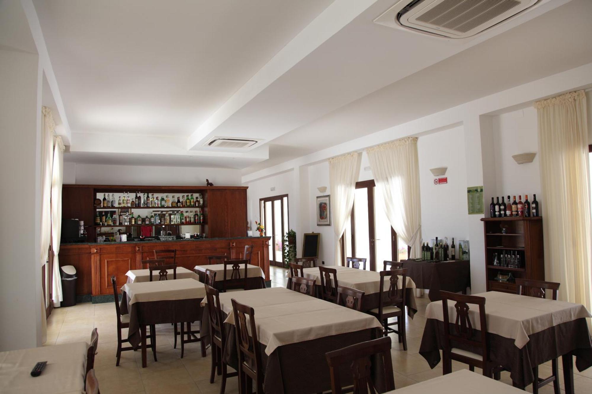 Agri Hotel Conte Salentino Sant Isidoro  Zewnętrze zdjęcie