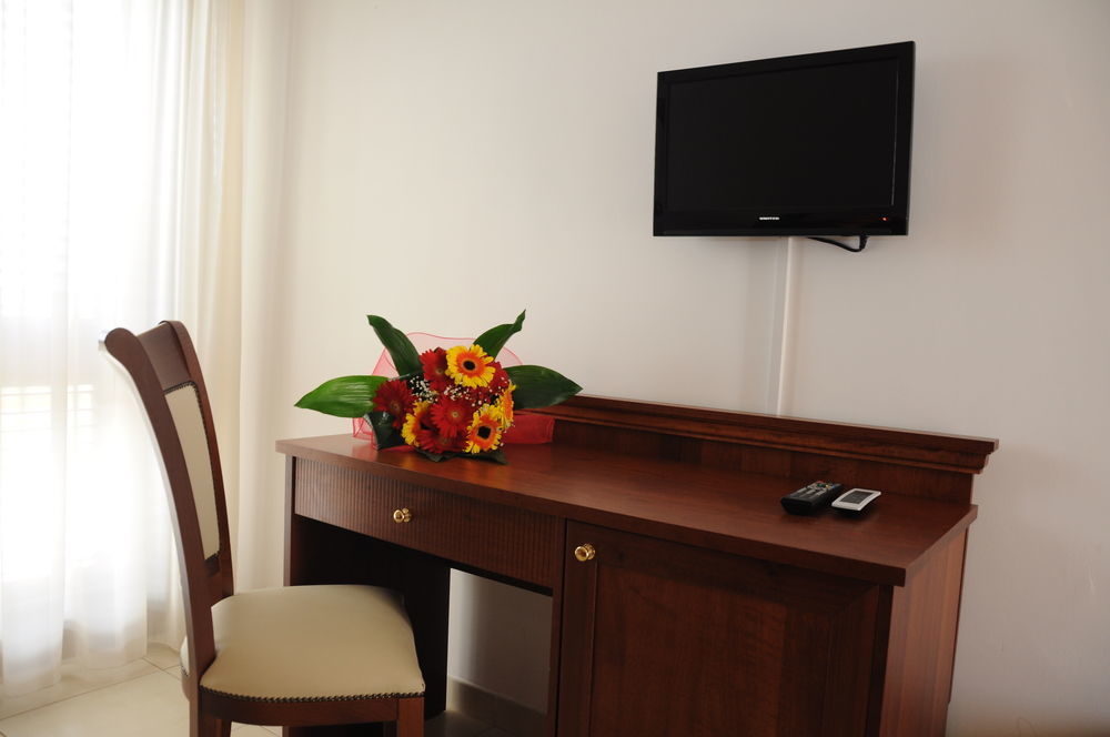 Agri Hotel Conte Salentino Sant Isidoro  Zewnętrze zdjęcie